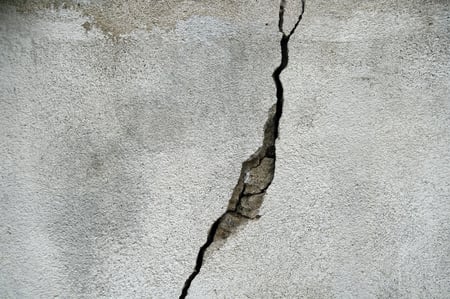 foundation-crack-condo.jpg