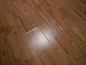 laminate-flooring-water-damage