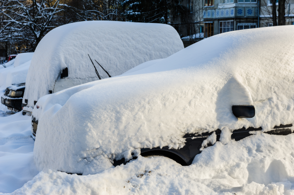 condo owner has special needs for parking in condo association during snowstorm 121614 resized 600