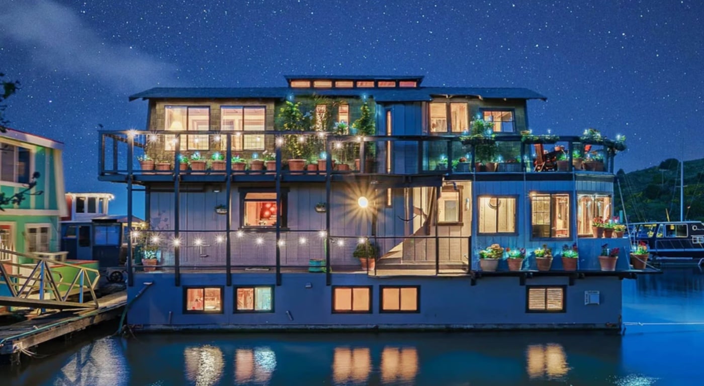 What Happens If a Floating Condo Building Collapses?